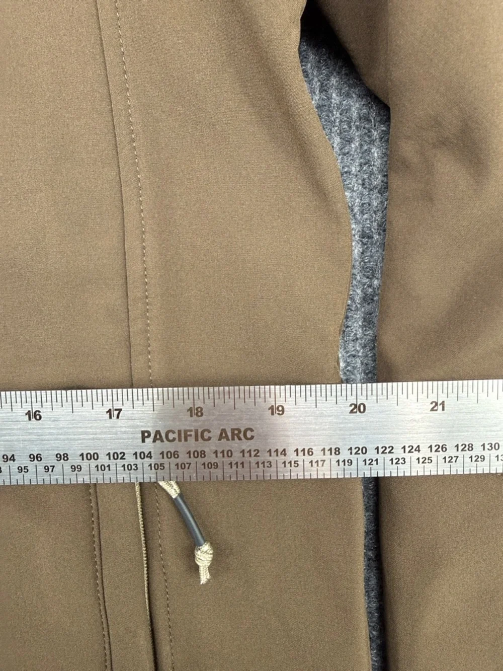 Men’s Brown Hooded Softshell Jacket - Picture 5 of 6